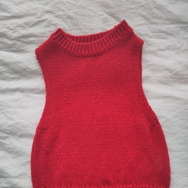 Rote Strickweste, Größe S