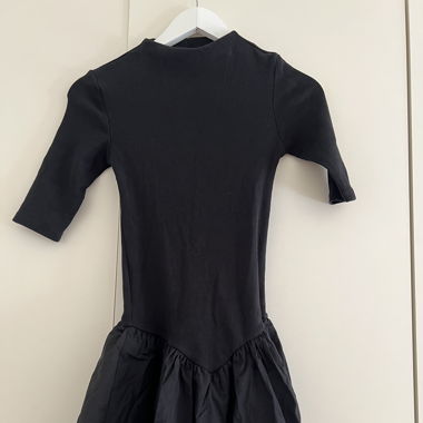 Zara schwarze kleid 