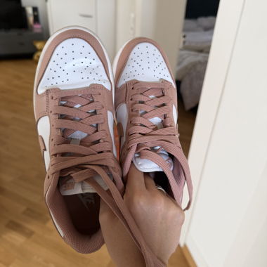 Nike Dunk Low rosa