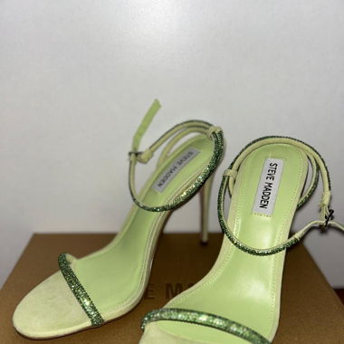 Steve Madden Breslin Heels in Emerald Green 