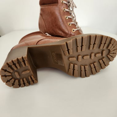 Kurze Stiefeletten 