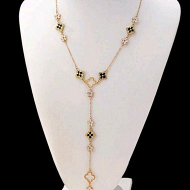 Collana Y dorata (ferro), motivi quadrifoglio