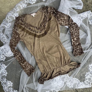 Blusa vintage Y2K marrone a motivi maniche lunghe