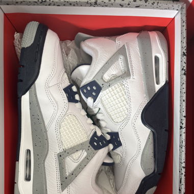 Jordan 4 Retro Midnight Navy 