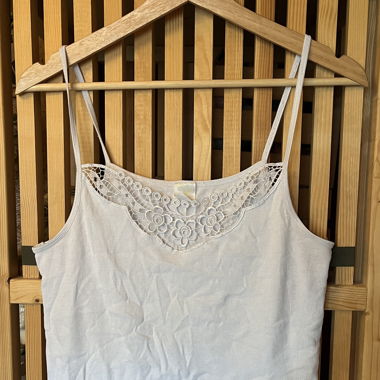 White cute Top