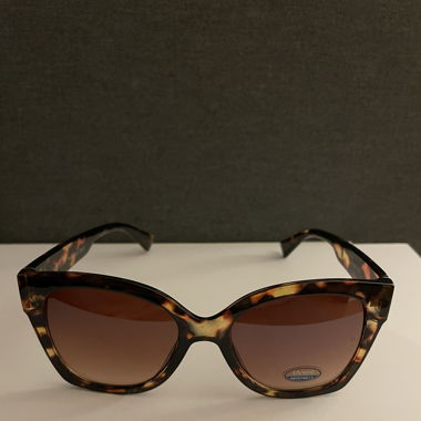 Sunglasses 33