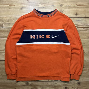 Felpa vintage Nike ricamata