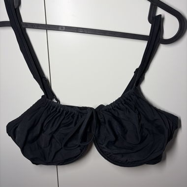 Top bikini nero