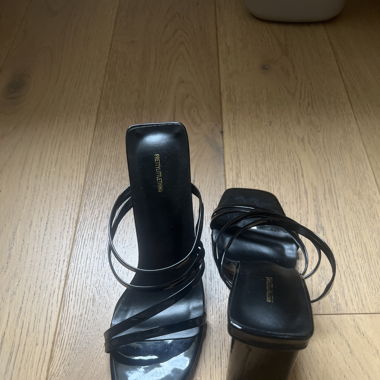 strap black summer heels 