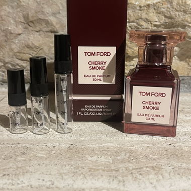 Tom Ford - Cherry Smoke, 2 ml refill