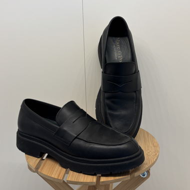 Mocassins en cuir noir