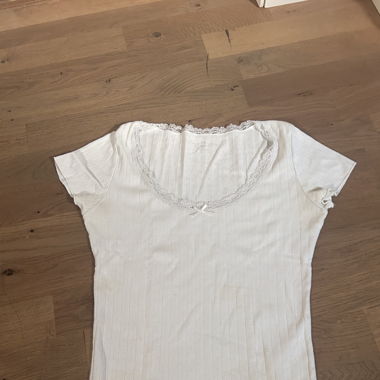 simple white top