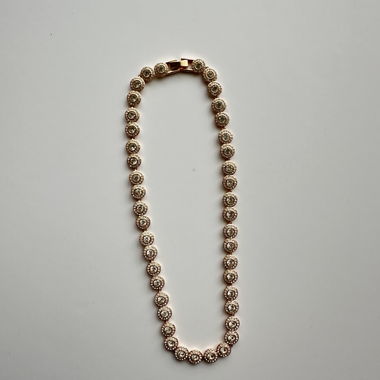 Collana con strass rosé gold