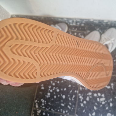 Adidas originals grösse 44 ziemlich neu