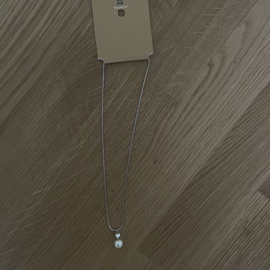 Collier de perles avec pendentif