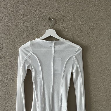 Pull transparent Weekday 