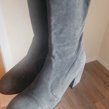 Stuart Weitzman boots