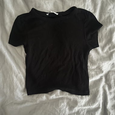 zara - basic t-shirt