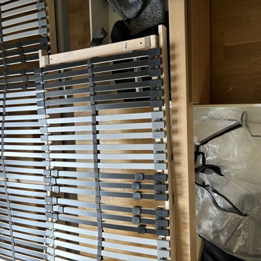 140*200 Bed with storage boxes