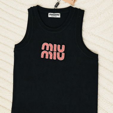 Top Miu Miu