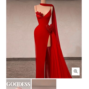 Robe de soirée avec coeur et foulard