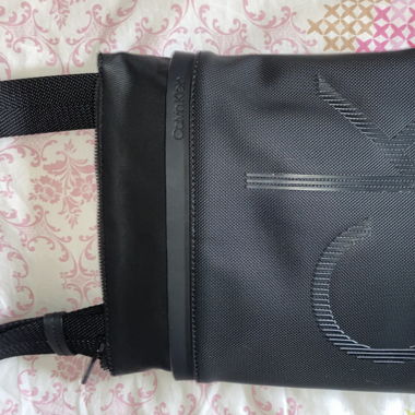 Calvin Klein black crossbody bag 25cm x 23cm x 5cm