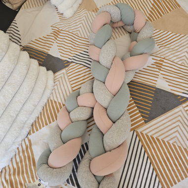 Tiragraffa da letto pastello