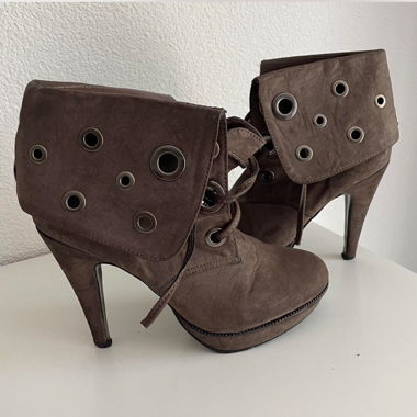 Bottine à talon