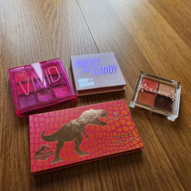 Makeup-Bundle: 4 Lidschatten Paletten