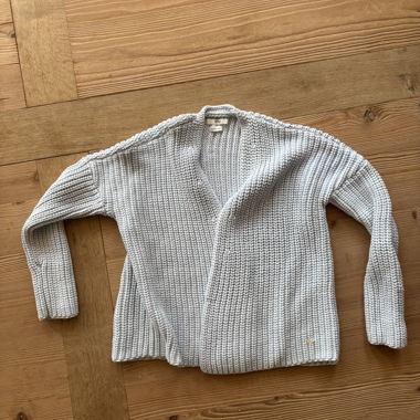 Cardigan en maille bleu clair