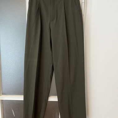 Uniqlo suit trousers (smart wide trousers) in dark green