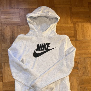 Pull Nike 