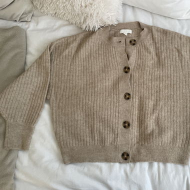 beige / light brown cardigan