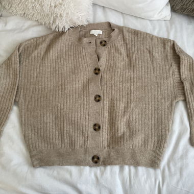 beige / light brown cardigan