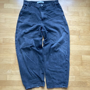Jeans Bershka skater noir