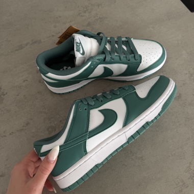Nike Dunk Low Green White