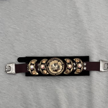 Vintage-Armband mit Echtleder & grossem Kristall
