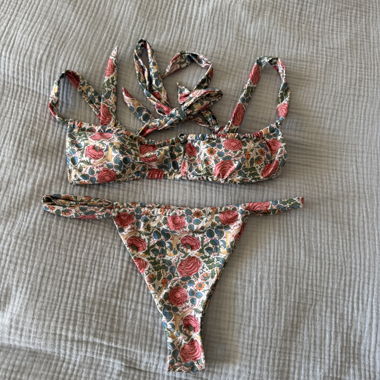 Floral bikini set