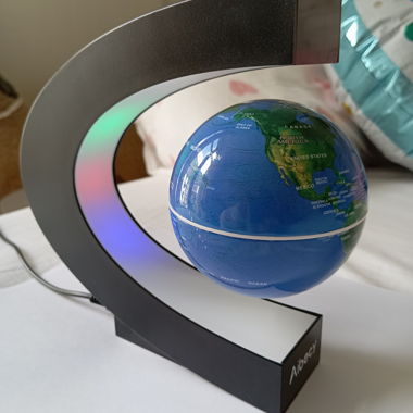 Globus-Lampe 
