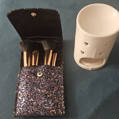 Makeup pinsel set und teelichthalter