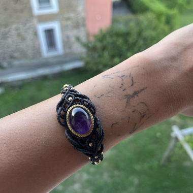 Bracelet macramé fait main en pierre violette