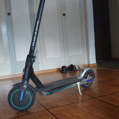 Monopattino Xiaomi marchio AMG