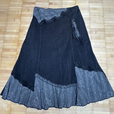 Vintage corduroy Midi black lace skirt