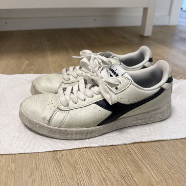 Diadora sneakers