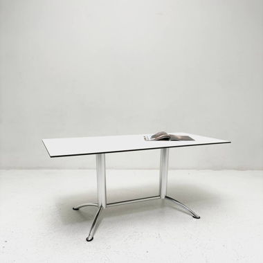 Weisser Surf Tisch von Bartoli Design für Segis