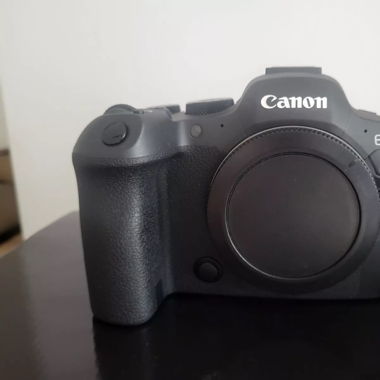 Kamera Mirrorless Canon Body 