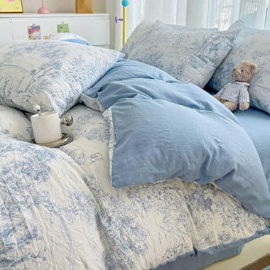 Blue-White Bed Linen Set