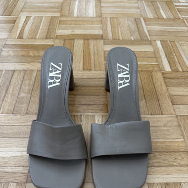 Mules à talon - Zara