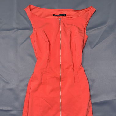 Etuikleid von Zara mit Reissverschluss, Gr. XS
