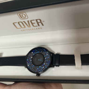 COVER Switzerland Watch